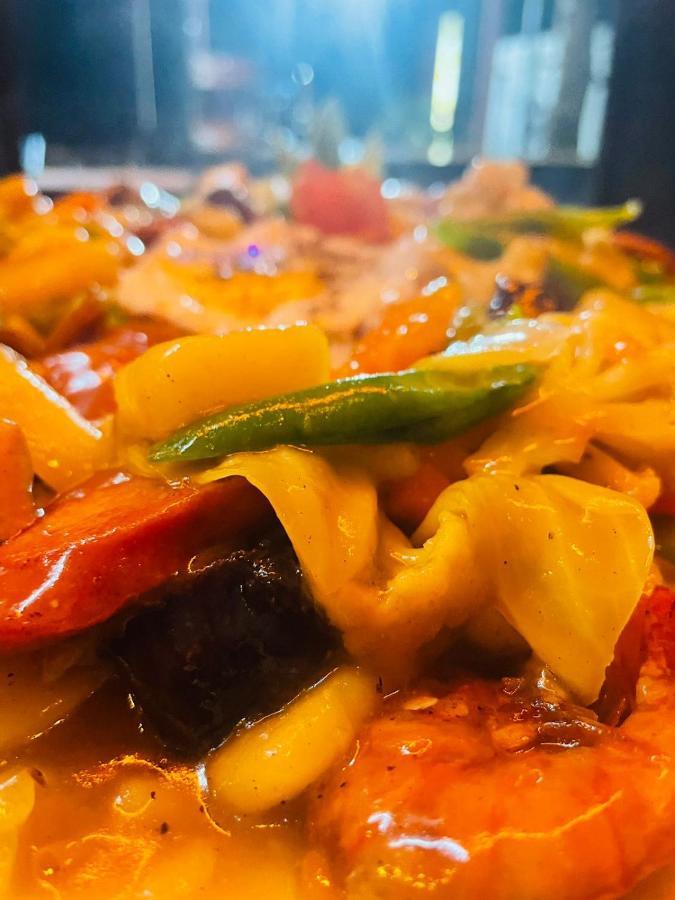 Ambula Food Court Hotell Anuradhapura Eksteriør bilde