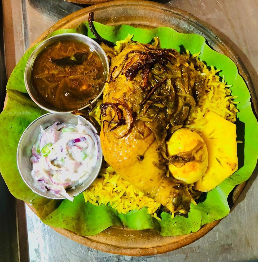 Ambula Food Court Hotell Anuradhapura Eksteriør bilde